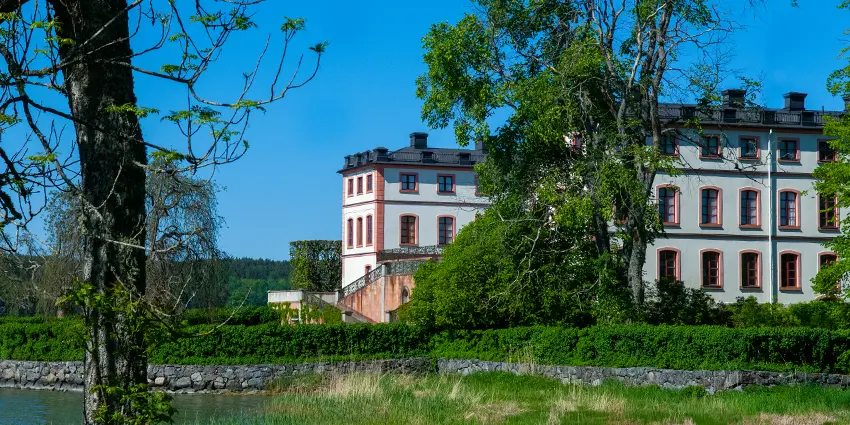 Tullgarn slottspark Kungliga promenader Kungliga slotten